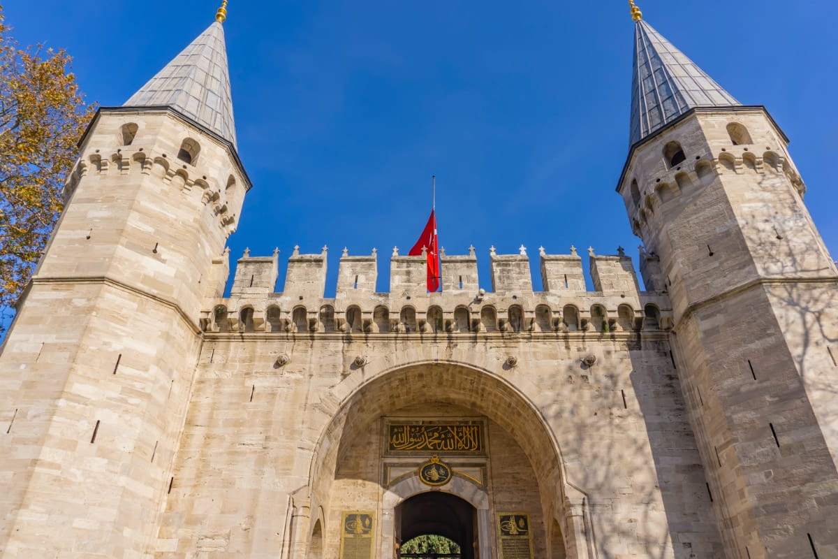 Die Geheimnisse des Osmanischen Hofstaats: Macht und Intrigen